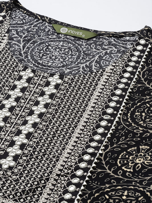 Ethnic Motifs Yoke Design High Slit Thread Work Kurta Set With Dupatta
