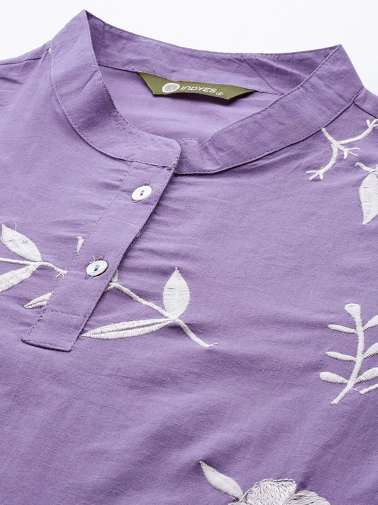 Floral Embroidered Mandarin Collar Top
