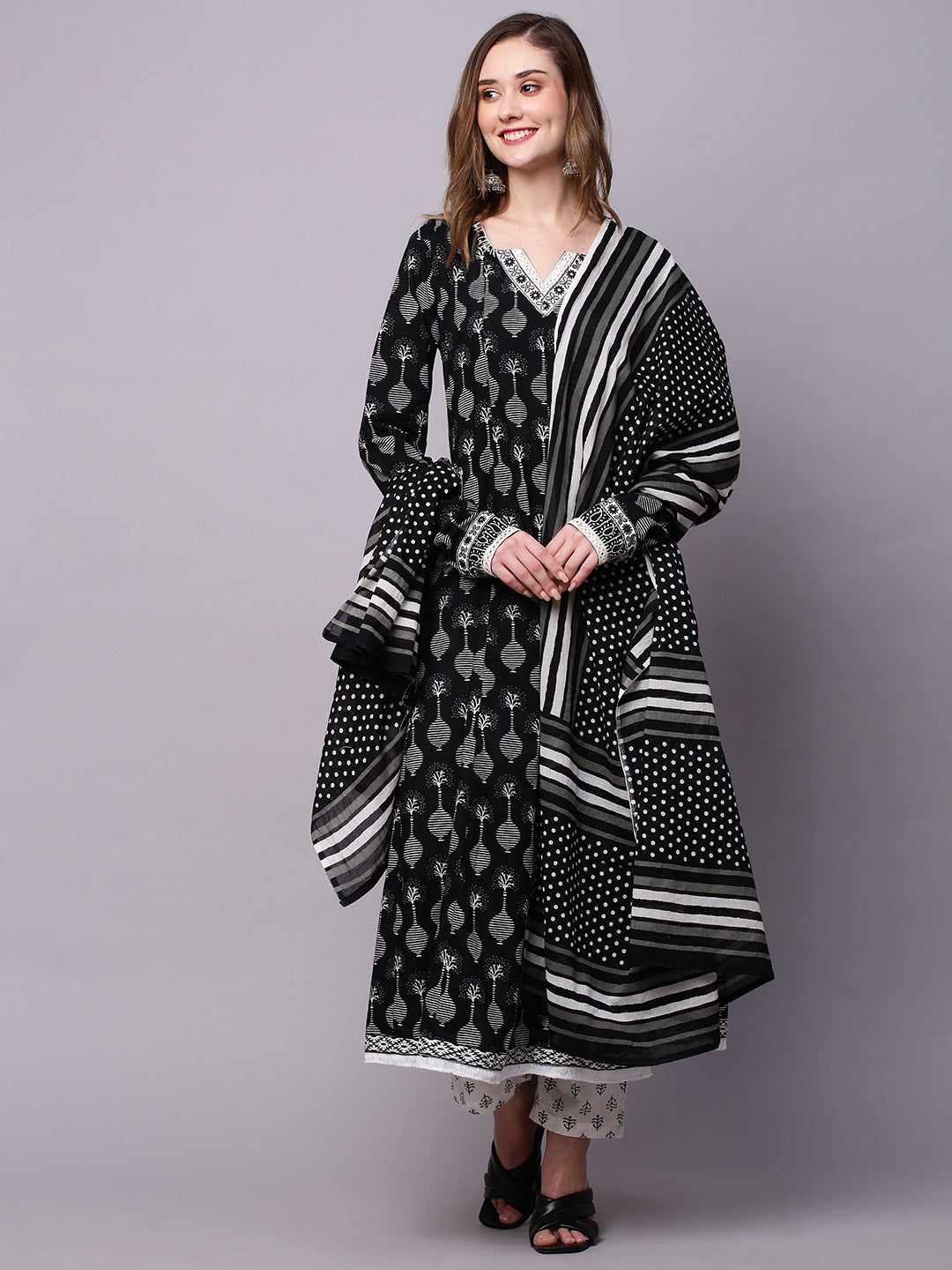 Women Blue & white Yoke Design Empire Pure Cotton Kurti with Dhoti Pants